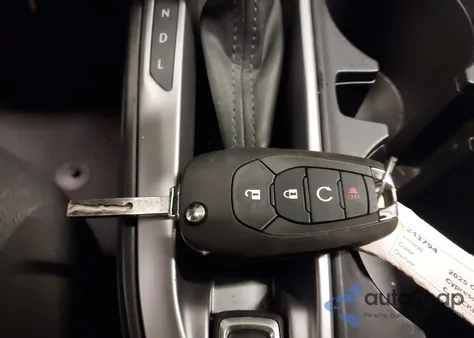 2025 Chevrolet Trax Fwd Ls из США, поврежденный, VIN KL77LFEP9SC201537